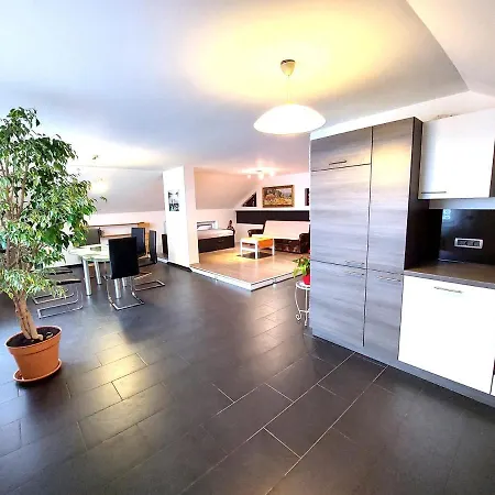 Countryside Apartment Agnes Sentjost nad Horjulom Exterior foto